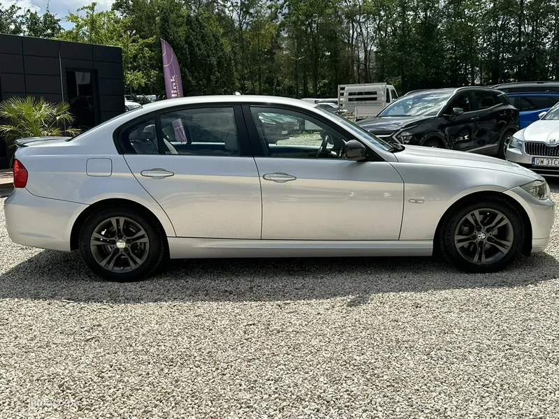 BMW Seria 3 E90 318 8