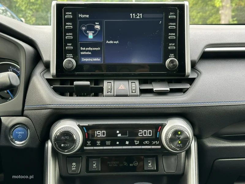 Toyota RAV 4 XA50 27