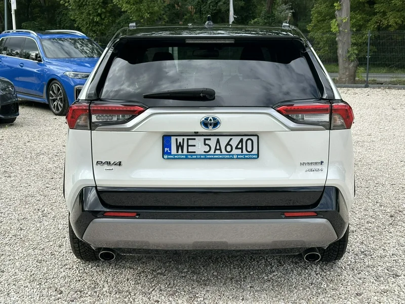 Toyota RAV 4 XA50 6