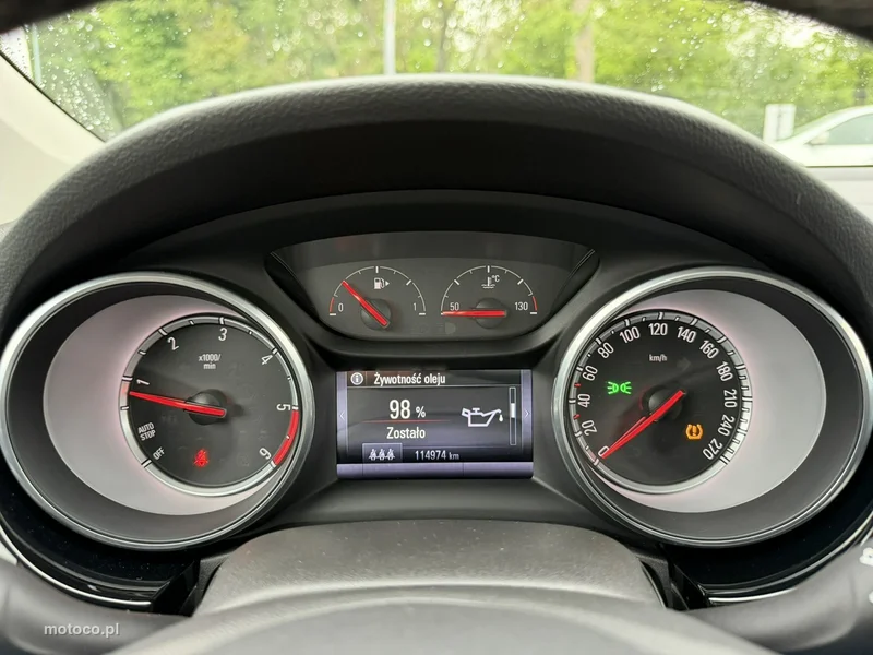 Opel Astra Sports Tourer 18