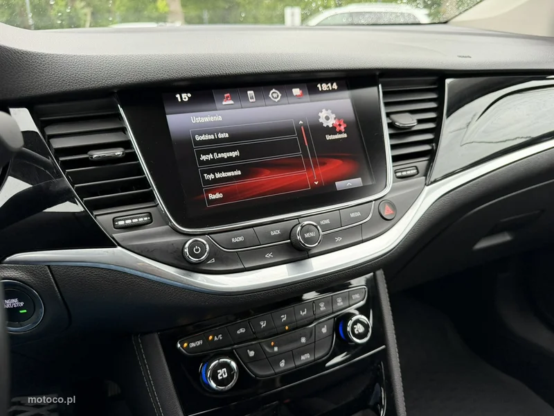Opel Astra Sports Tourer 19