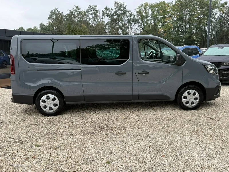 Renault Trafic III 2