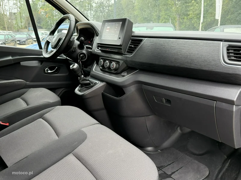 Renault Trafic III 13