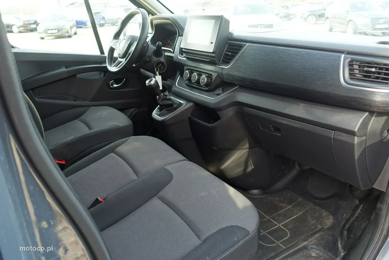 Renault Trafic III 10