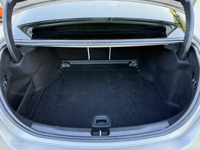 Mercedes-Benz Klasa C W206 C 300 17