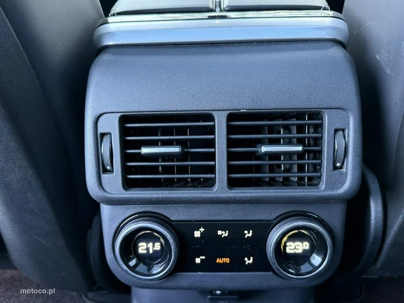 Land Rover Range Rover Velar 17