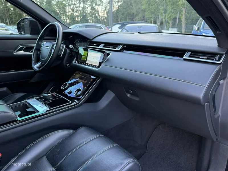 Land Rover Range Rover Velar 21