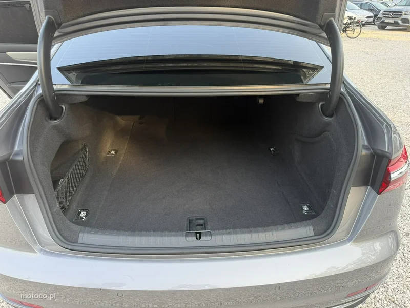Audi A6 C8 10