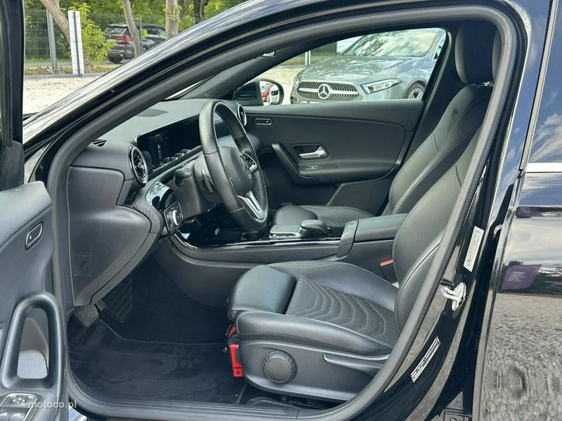 Mercedes-Benz Klasa A W177 A 180 11