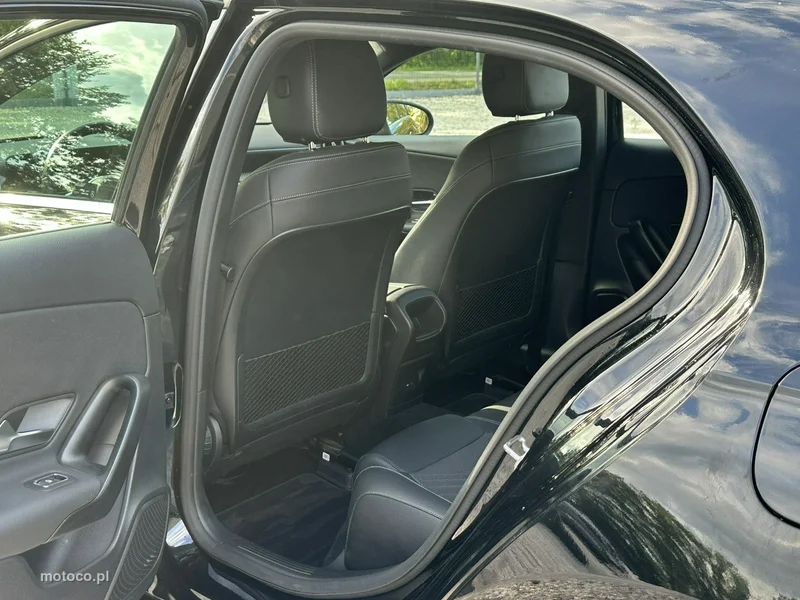 Mercedes-Benz Klasa A W177 A 180 14