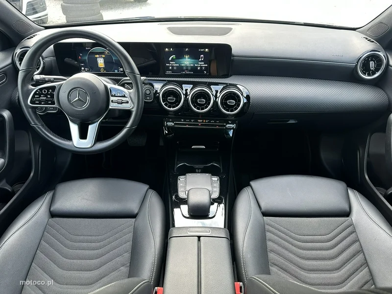 Mercedes-Benz Klasa A W177 A 180 18