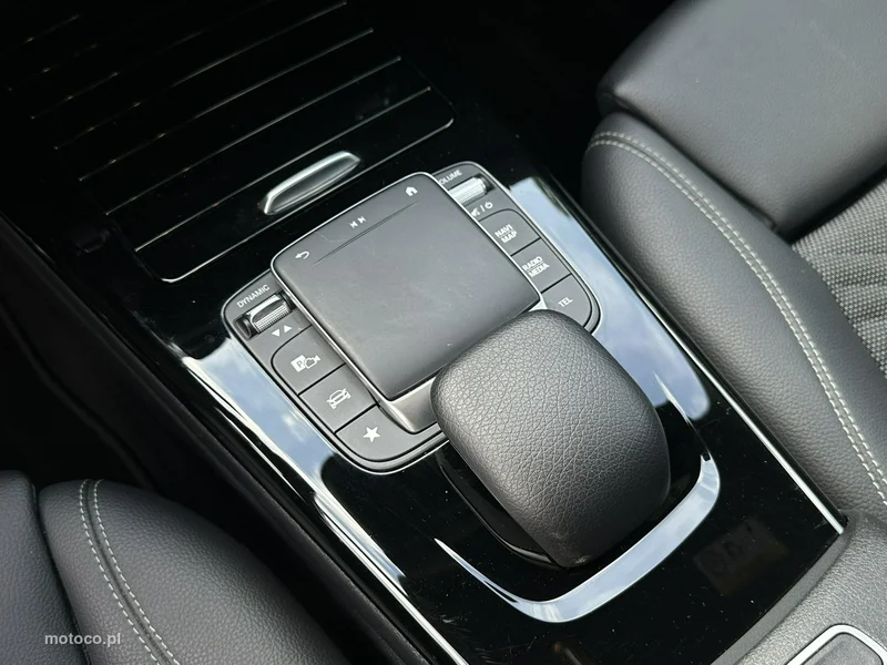 Mercedes-Benz Klasa A W177 A 180 22