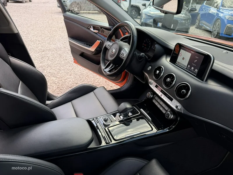 Kia Stinger 4