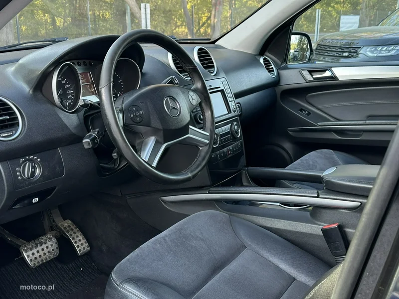 Mercedes-Benz ML W164 350 11
