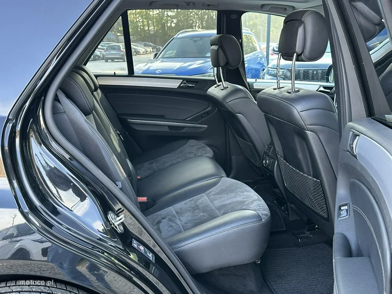 Mercedes-Benz ML W164 350 18