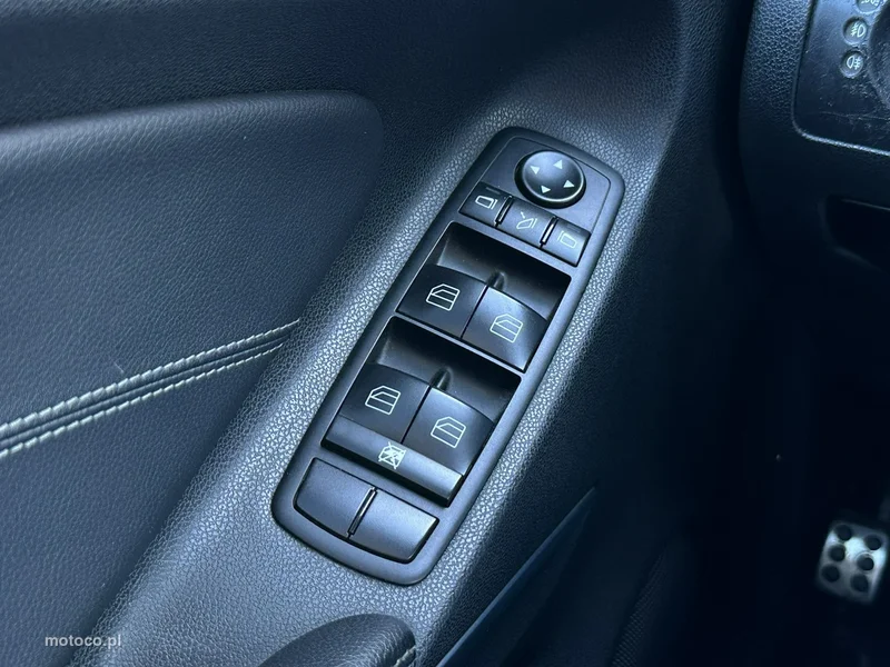 Mercedes-Benz ML W164 350 29