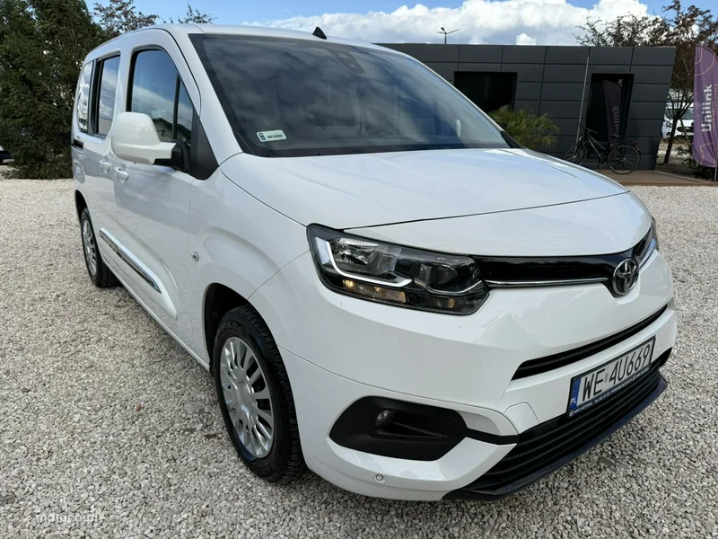 Toyota Proace City Verso 4