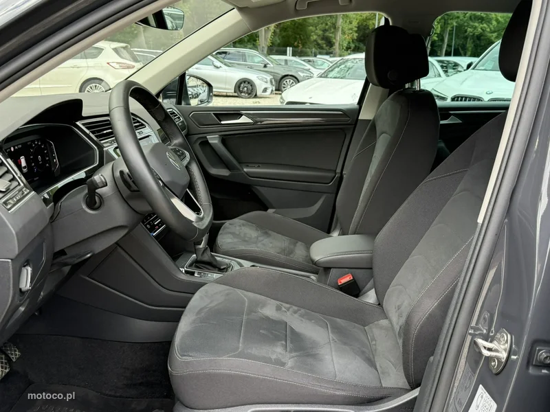 Volkswagen Tiguan III 11