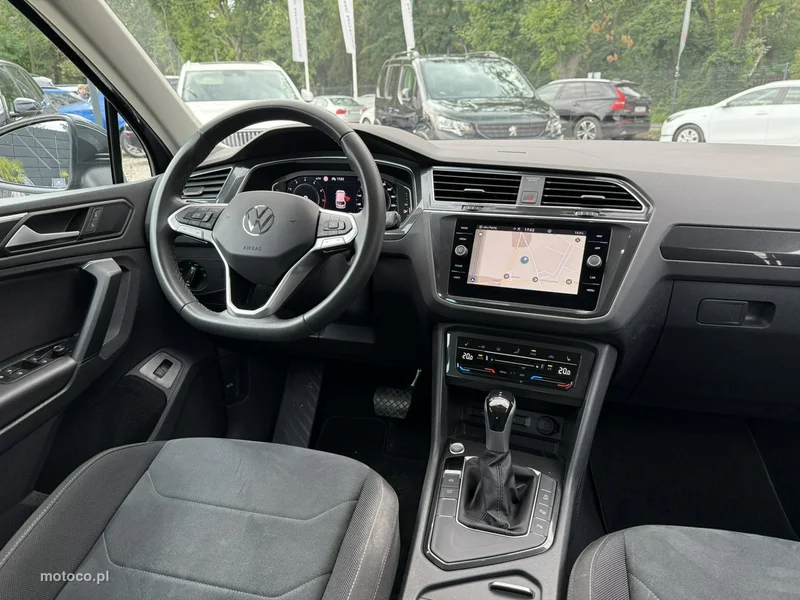 Volkswagen Tiguan III 23
