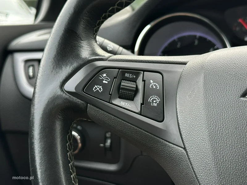 Opel Astra Sports Tourer 29