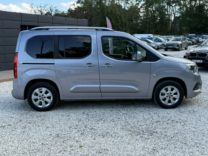 Opel Combo E 2