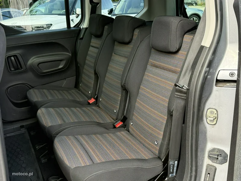 Opel Combo E 14
