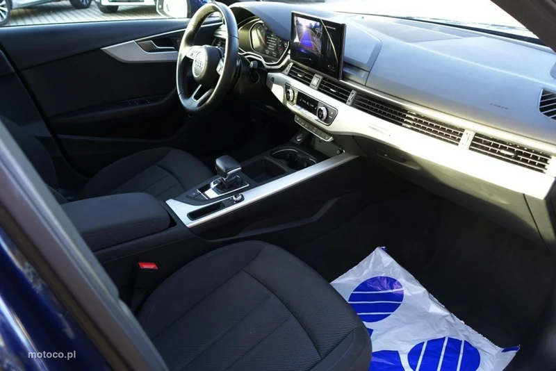 Audi A4 B9 14