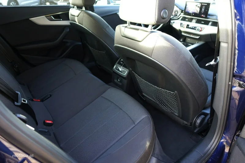 Audi A4 B9 16