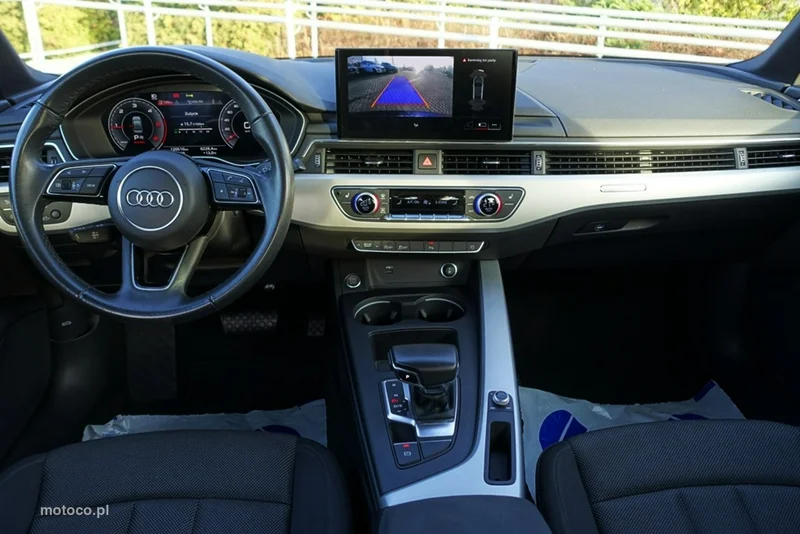 Audi A4 B9 10