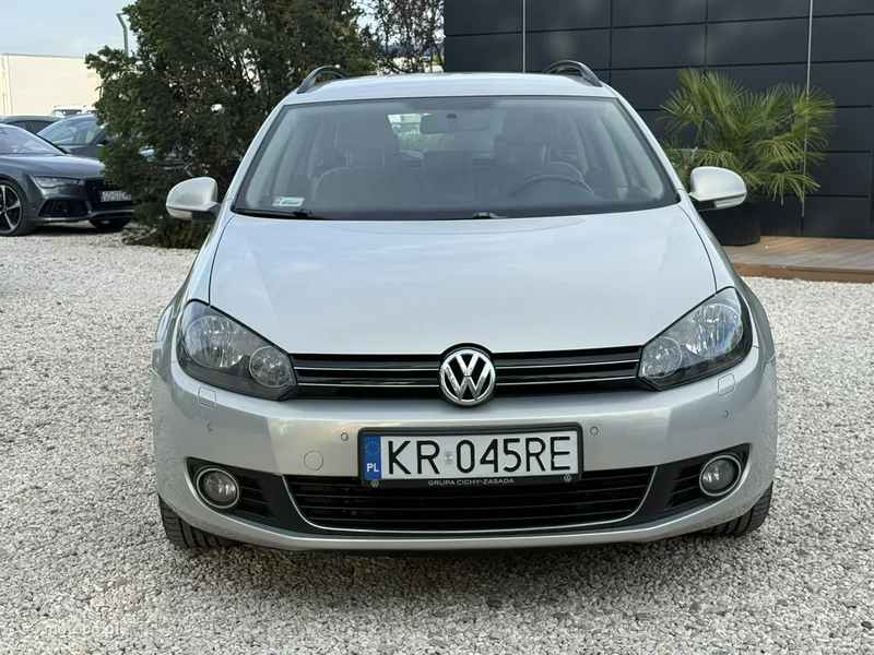 Volkswagen Golf VI 8