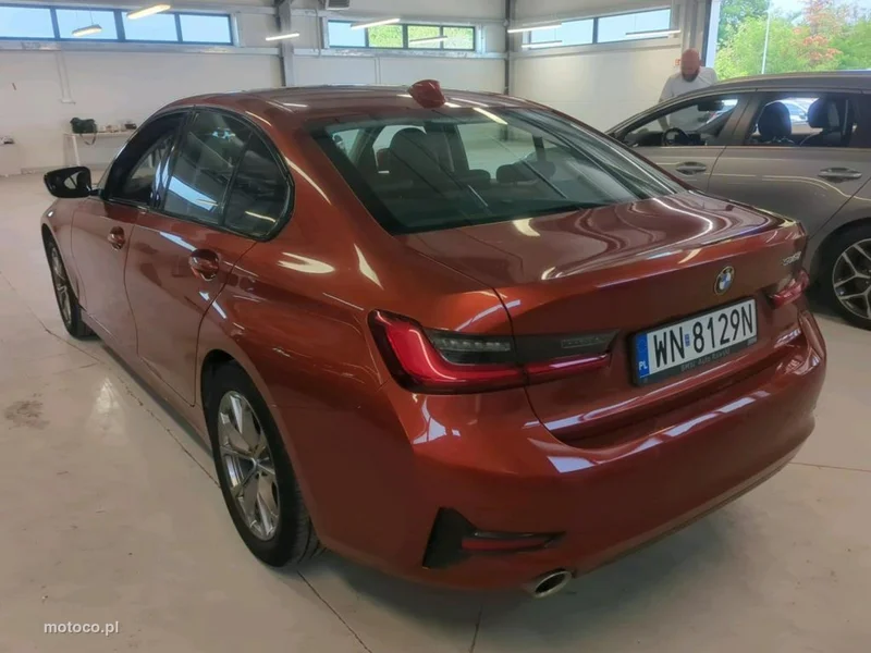 BMW Seria 3 G20 318 3