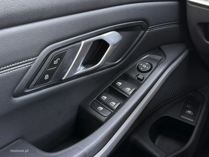 BMW Seria 3 G20 318 37