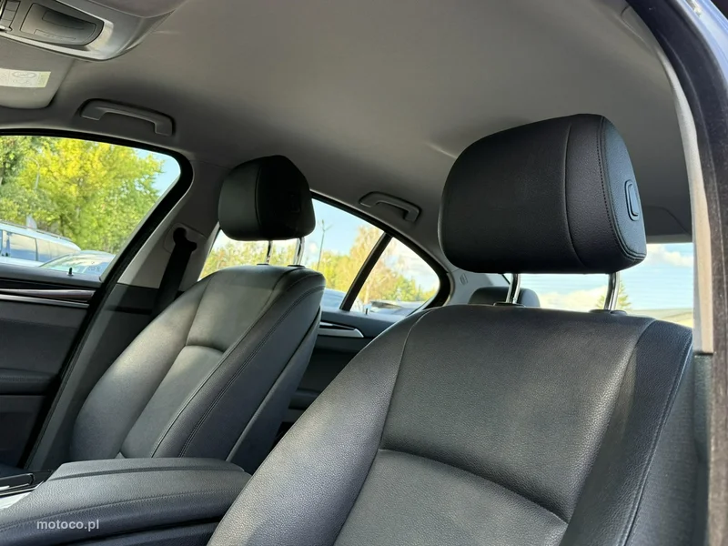 BMW Seria 5 F10 528 12