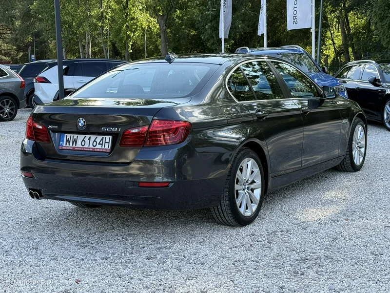 BMW Seria 5 F10 528 3