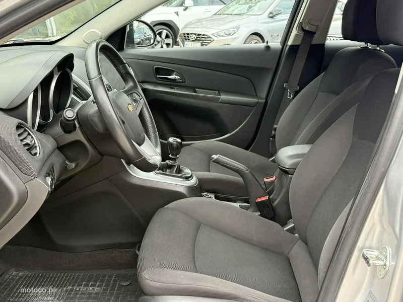 Chevrolet Cruze 11
