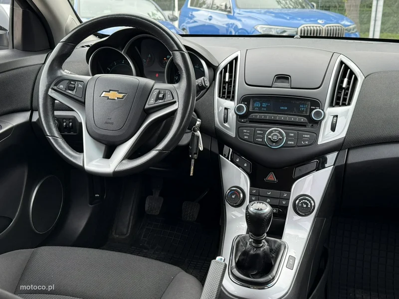 Chevrolet Cruze 19