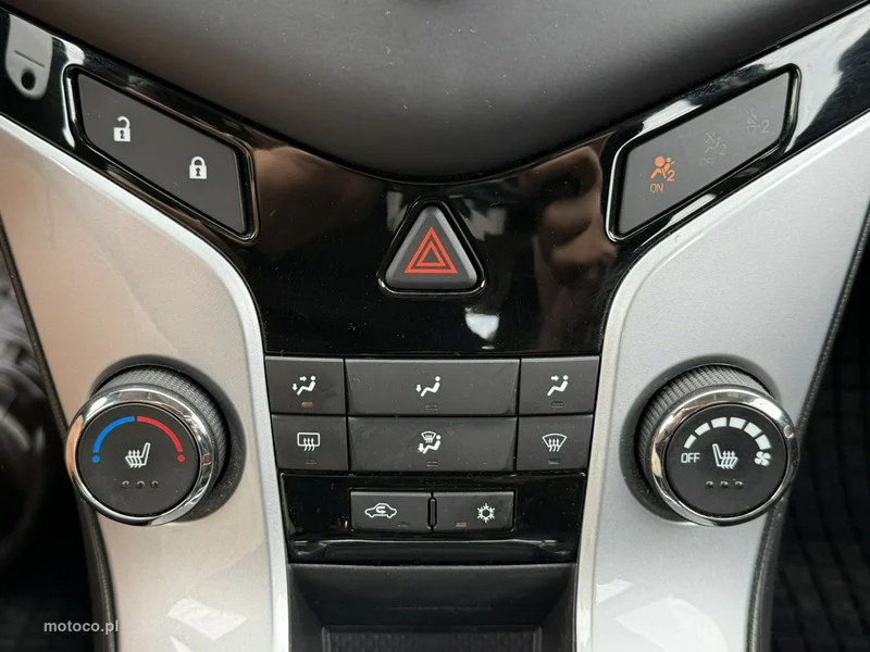 Chevrolet Cruze 22