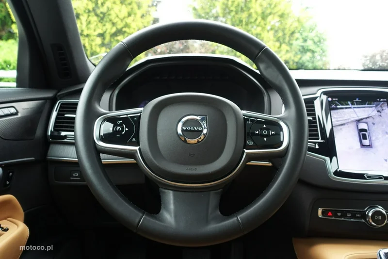 Volvo XC 90 11