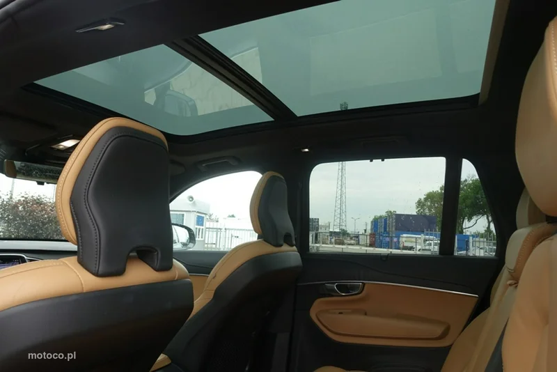 Volvo XC 90 8