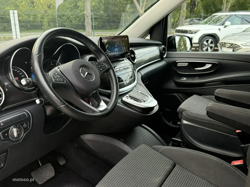 Mercedes-Benz Klasa V W447 V 250 11