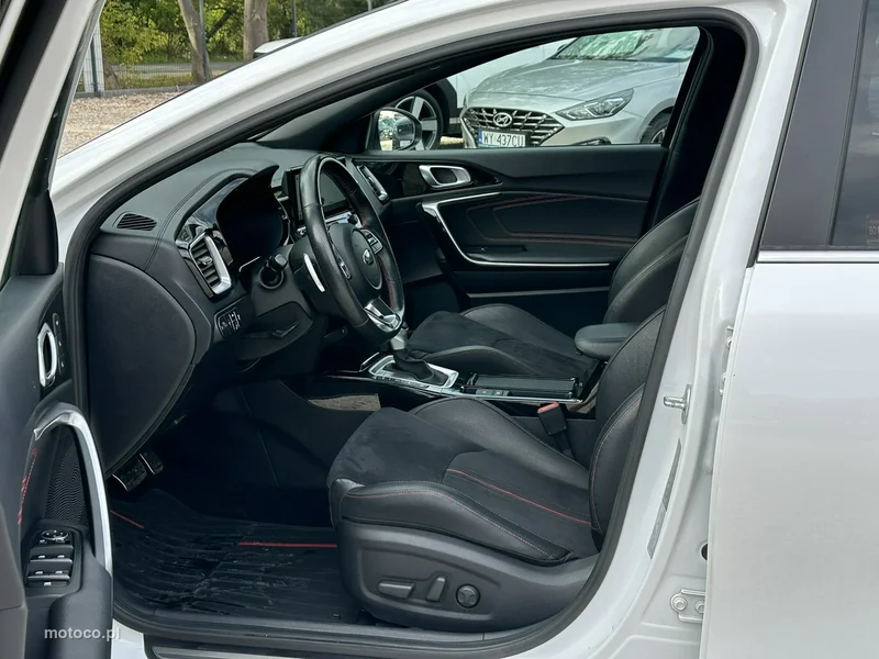 Kia Cee'd 10