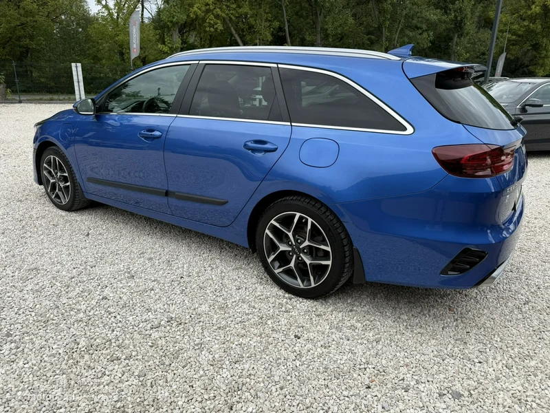 Kia Cee'd 9