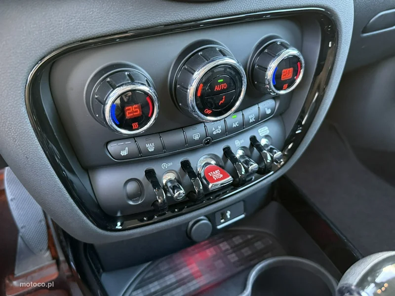 MINI Clubman 28