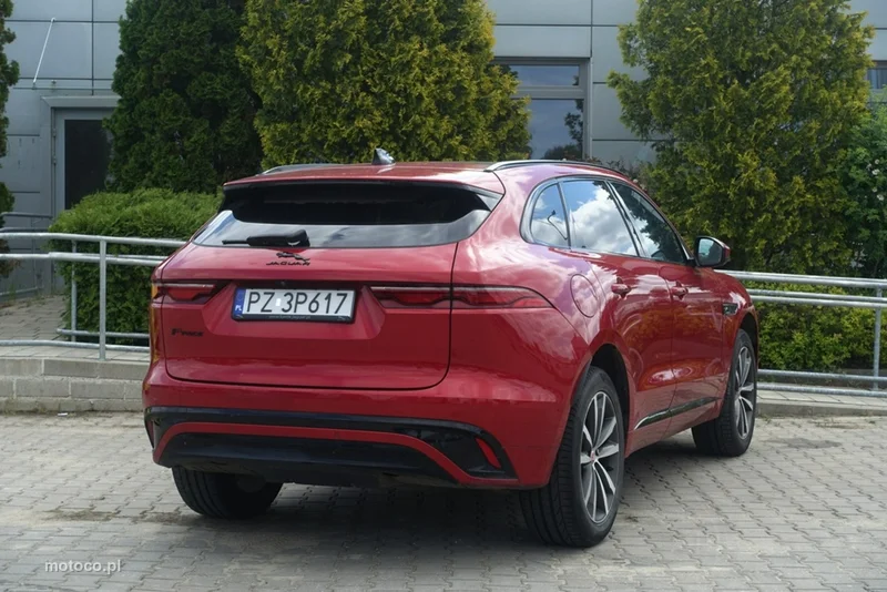 Jaguar F-Pace 6