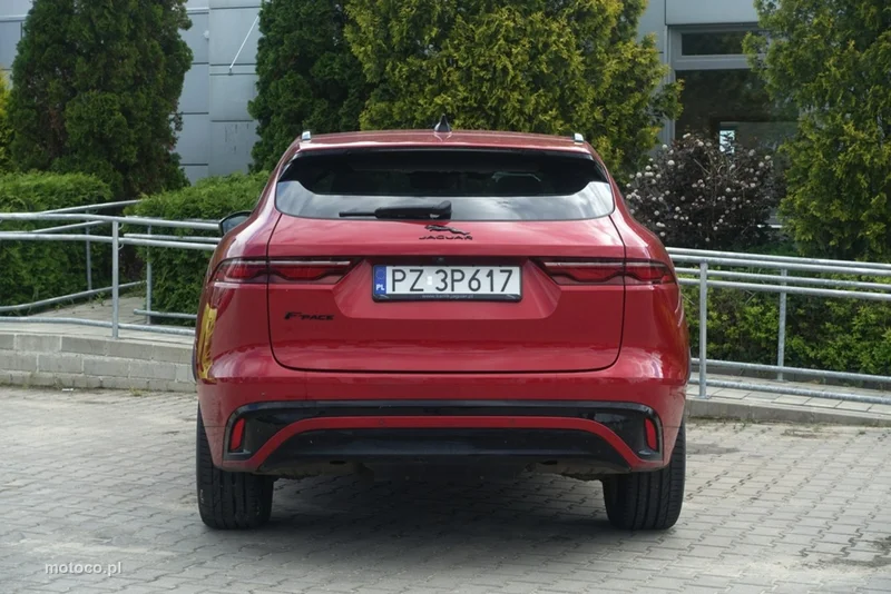 Jaguar F-Pace 7