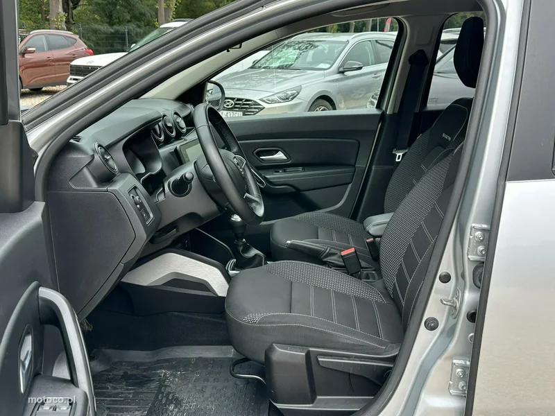 Dacia Duster 10