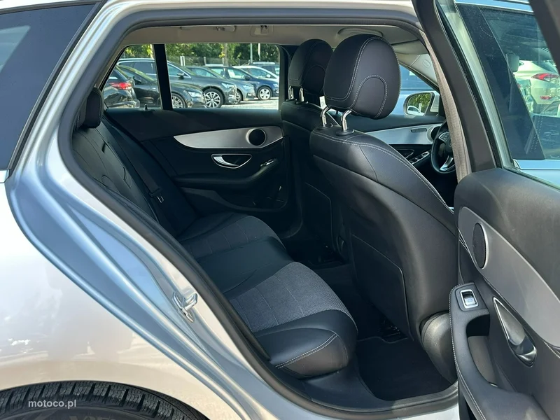 Mercedes-Benz Klasa C W205 C 200 16