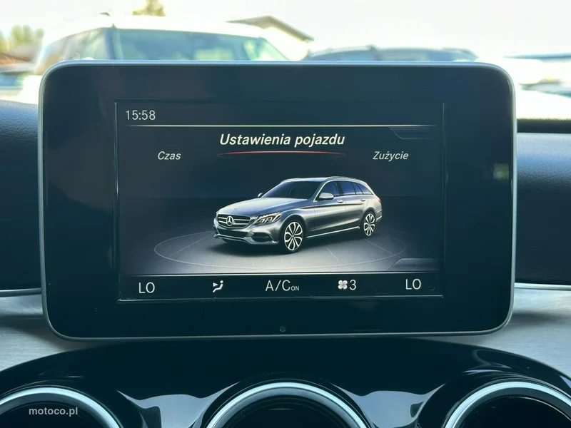 Mercedes-Benz Klasa C W205 C 200 29