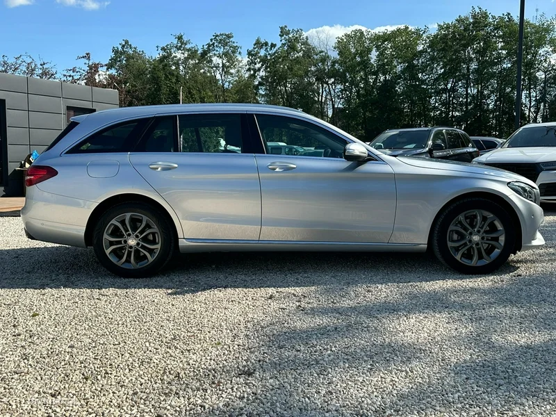 Mercedes-Benz Klasa C W205 C 200 8