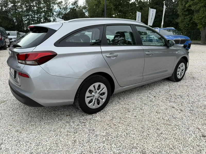 Hyundai i30 12